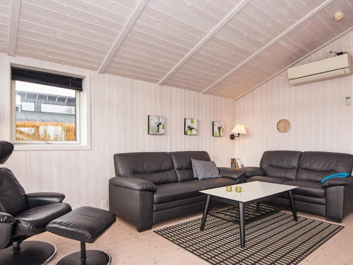 Three-Bedroom Holiday Home In Juelsminde 18 Sonderby  Exterior photo